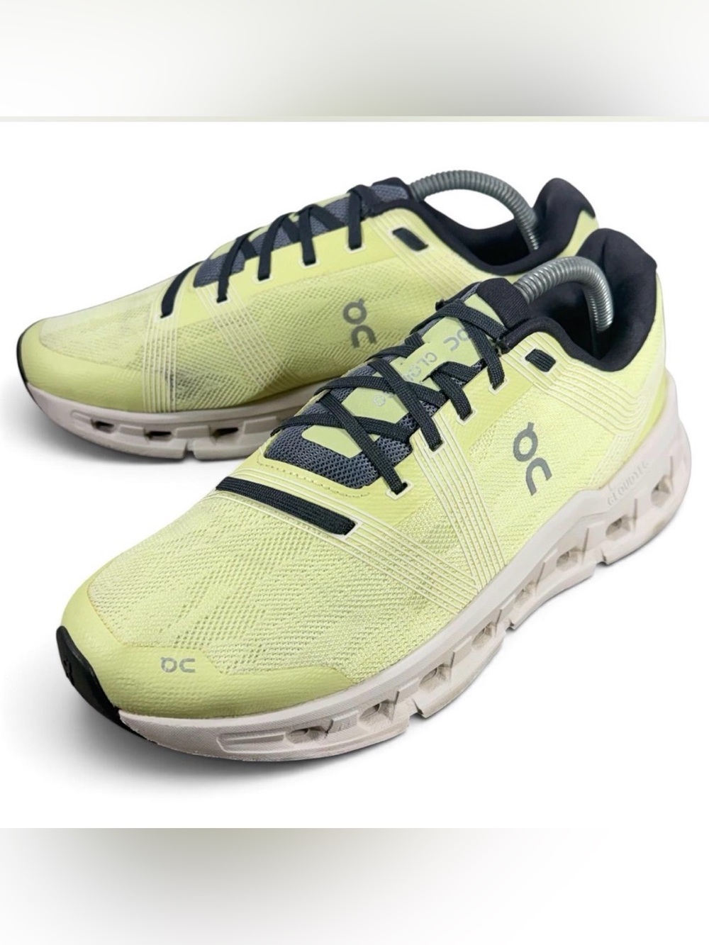 On Cloud Cloudgo Women’s Running Shoes in Pale Yellow w/ Dark Gray